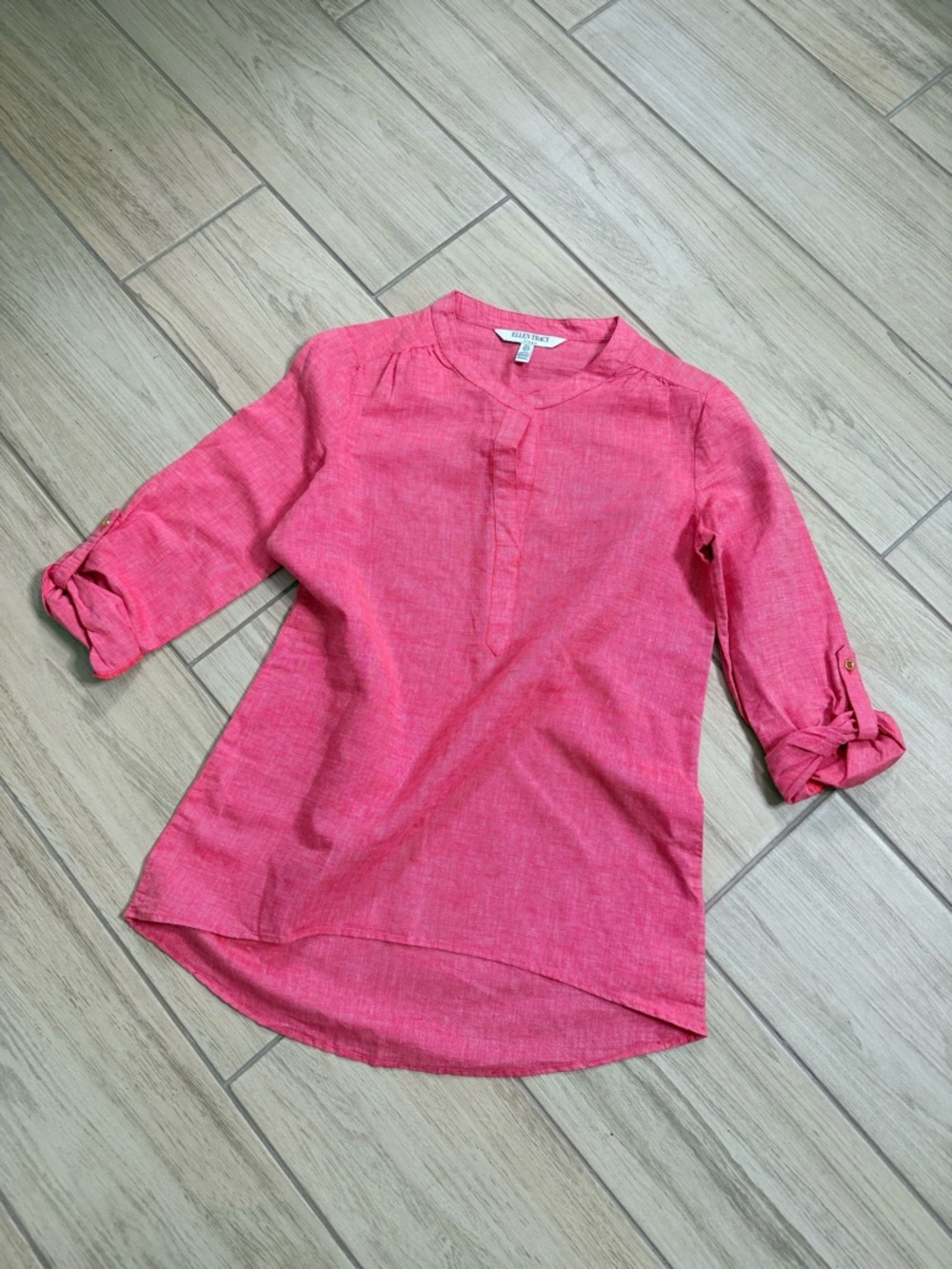 SOLD Ellen Tracy Linen Blend Tunic Top Small Coral Pink Split Neck Roll Tab